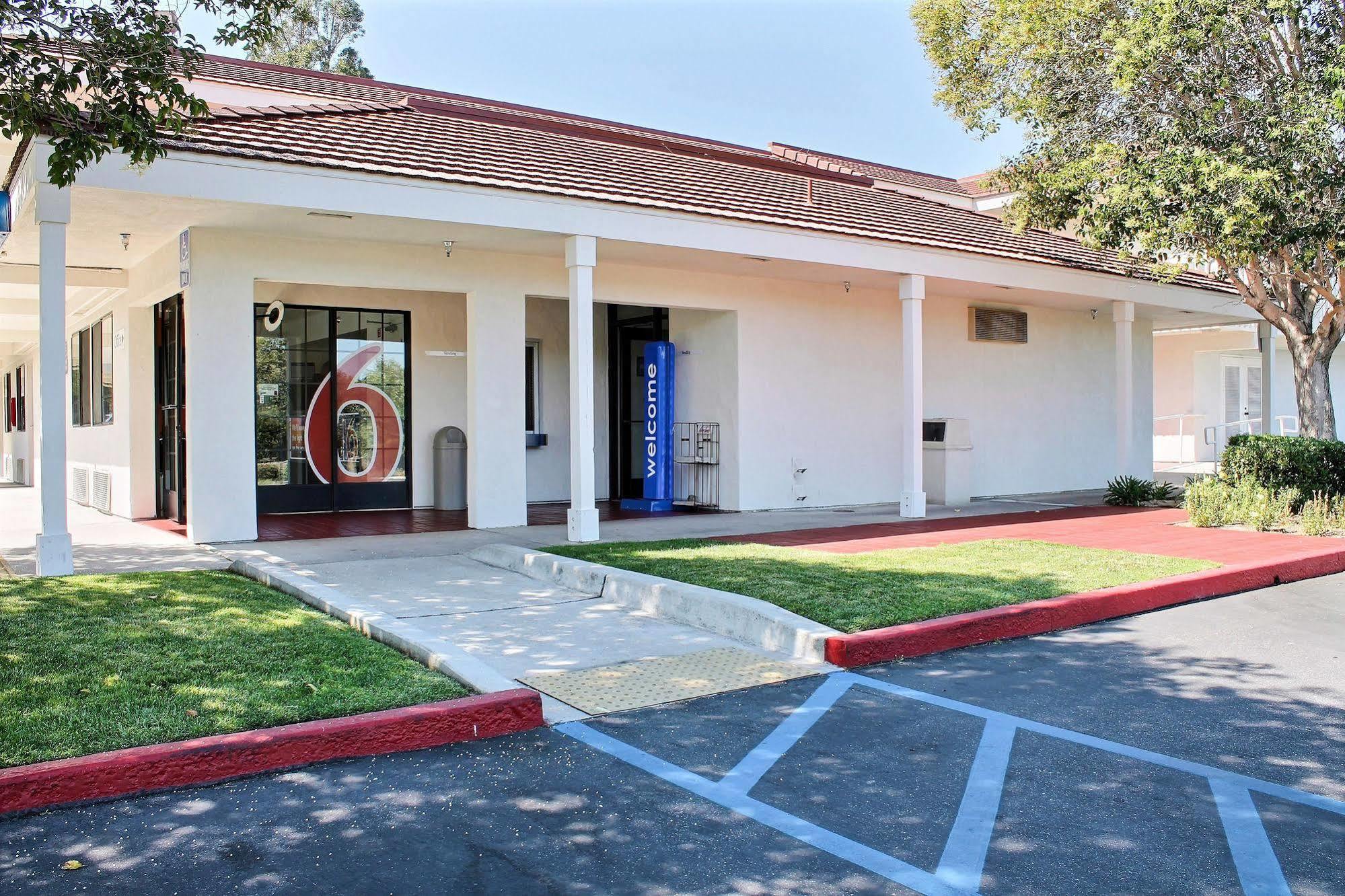 Motel 6-San Luis Obispo, Ca - South ภายนอก รูปภาพ